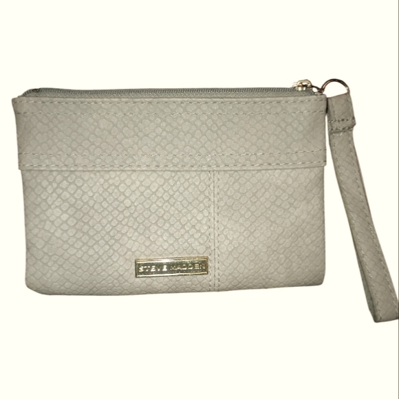 Like New Leather Vintage Style Steve Madden 2 Sided Snap Closure Wristlet - Picture 1 of 9